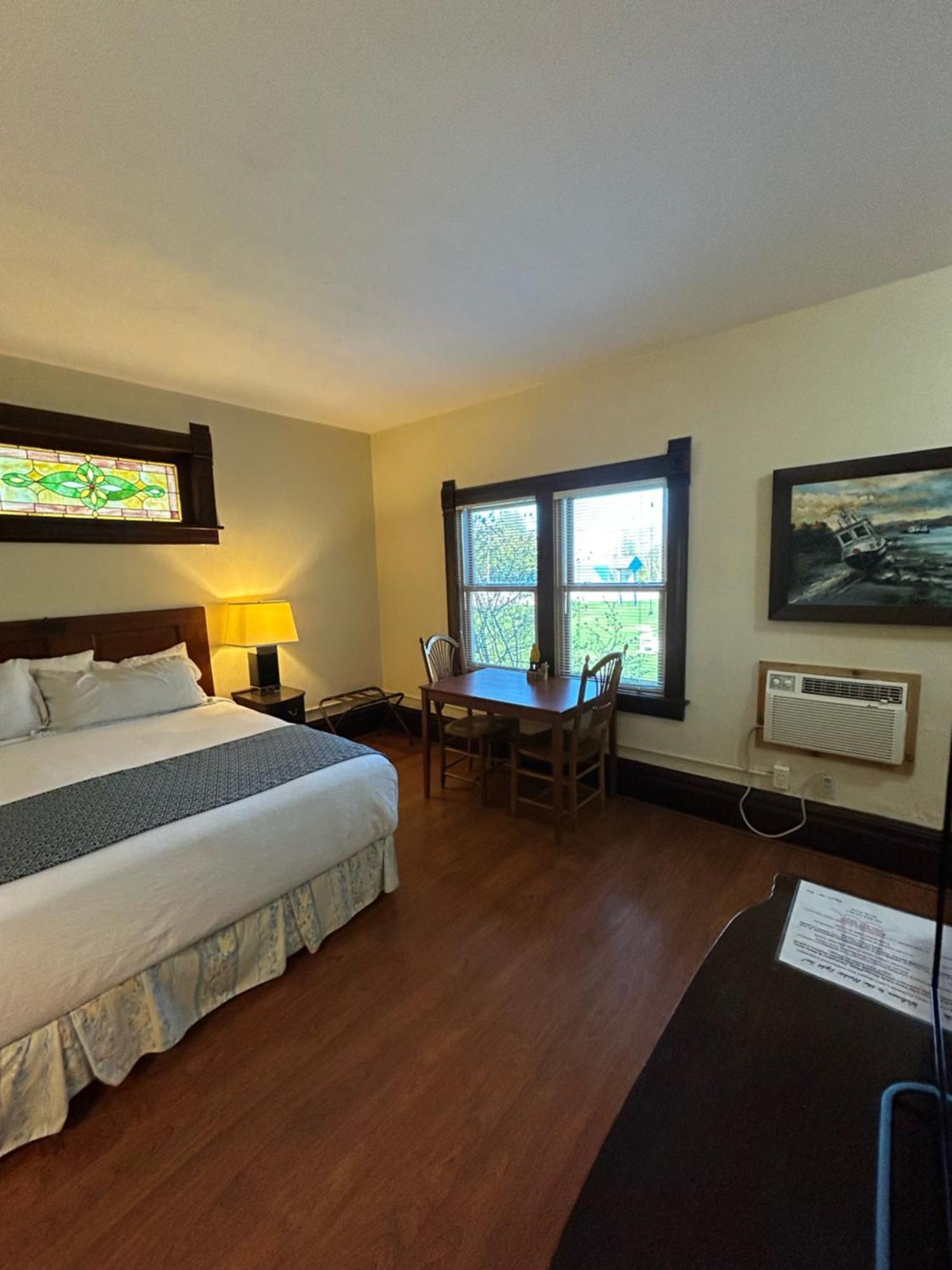 Harbor Light Inn Gills Rock المظهر الخارجي الصورة