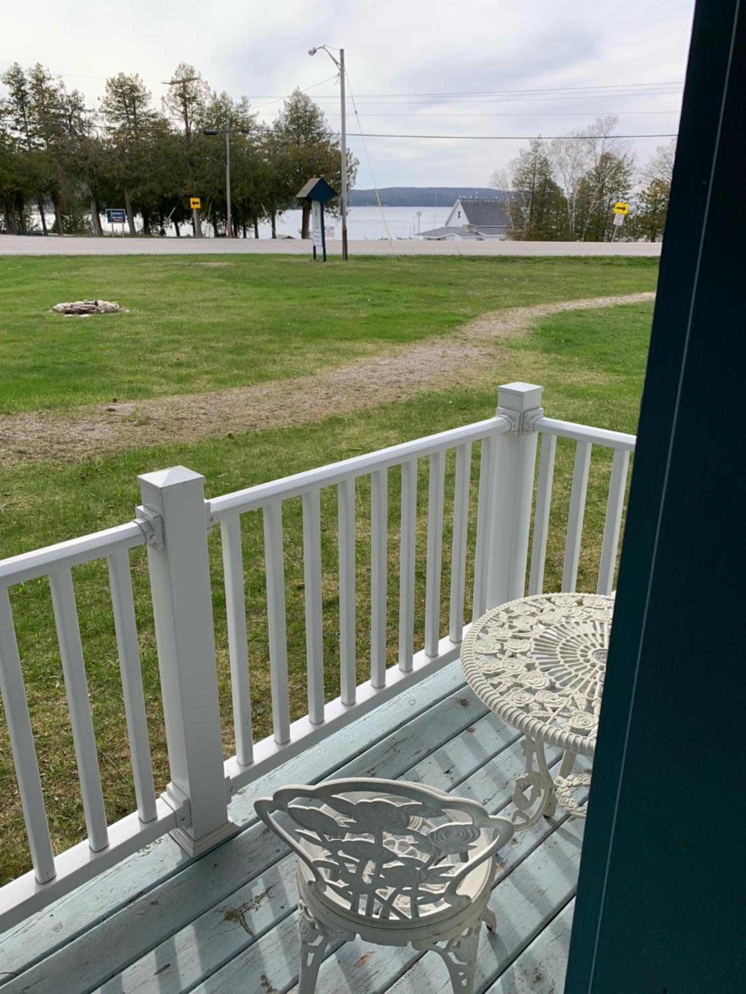 Harbor Light Inn Gills Rock المظهر الخارجي الصورة