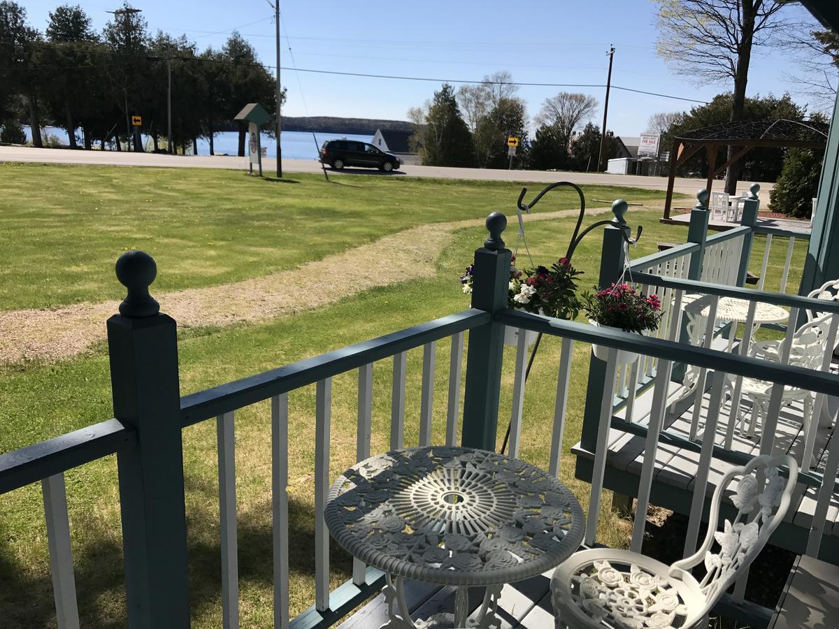 Harbor Light Inn Gills Rock المظهر الخارجي الصورة