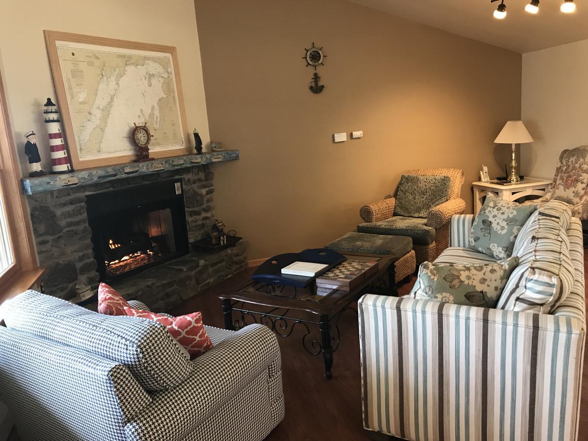 Harbor Light Inn Gills Rock المظهر الخارجي الصورة