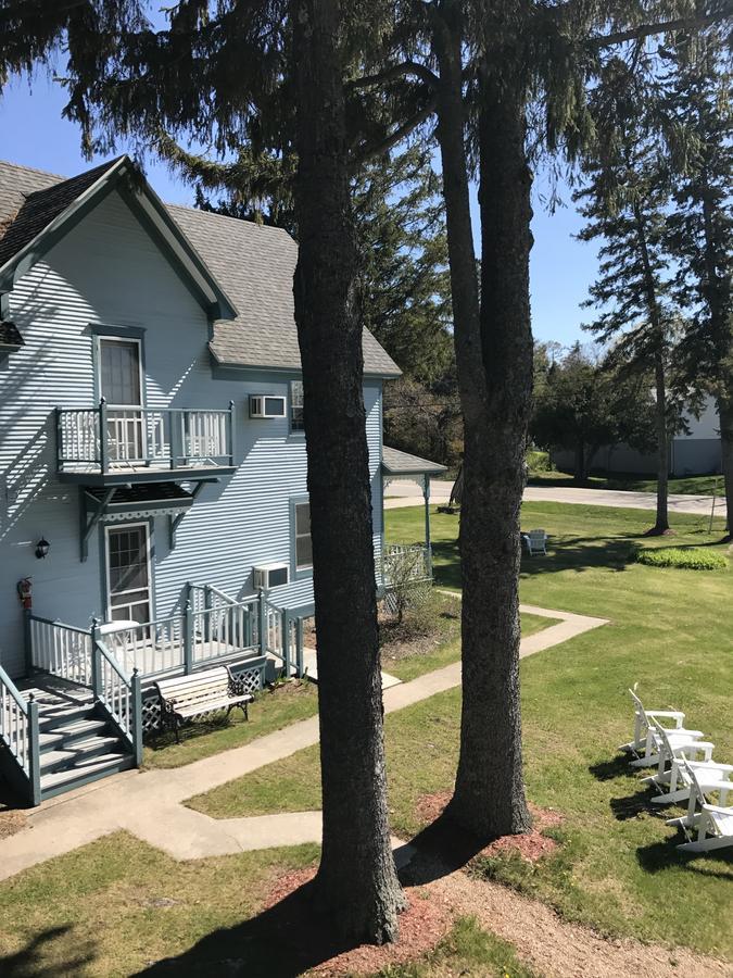 Harbor Light Inn Gills Rock المظهر الخارجي الصورة